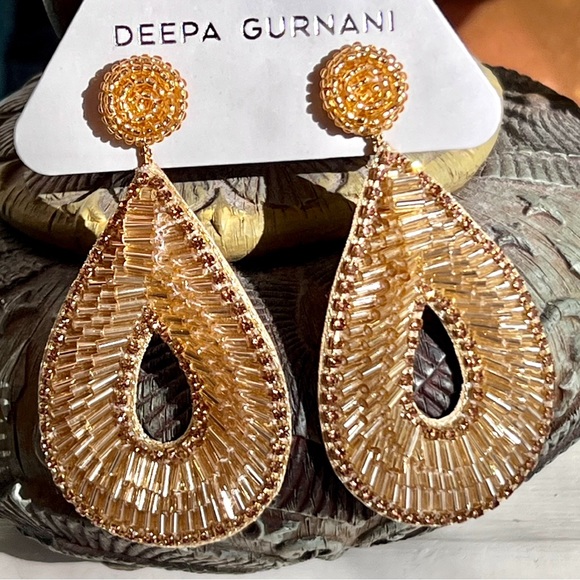 NWT Deepa Gurnani Beaded Gold Crystal Hoop Chandeliers - Picture 3 of 15